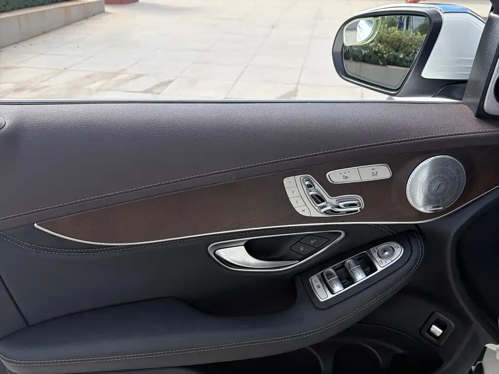Mercedes-Benz GLC — миниатюра 4
