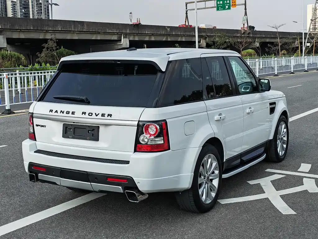 Land Rover Range Rover Sport 2012 3.0 TDV6 HSE