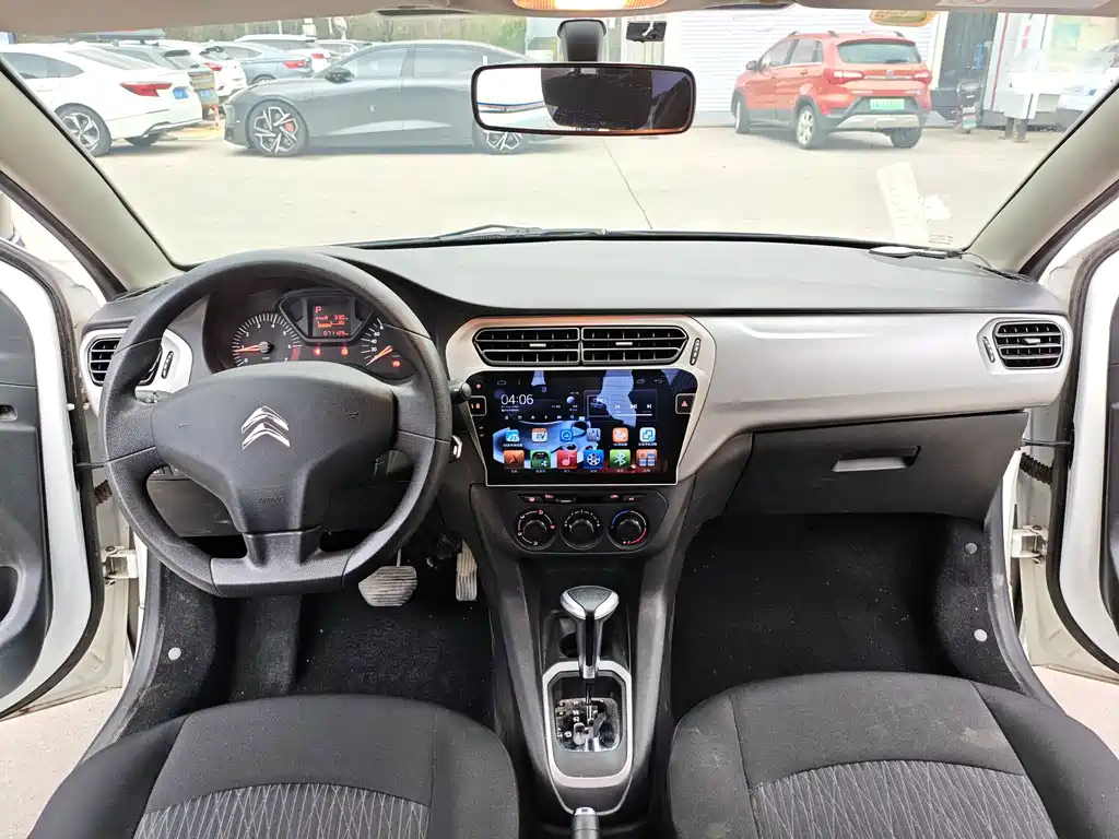 Citroen Elysee — миниатюра 11