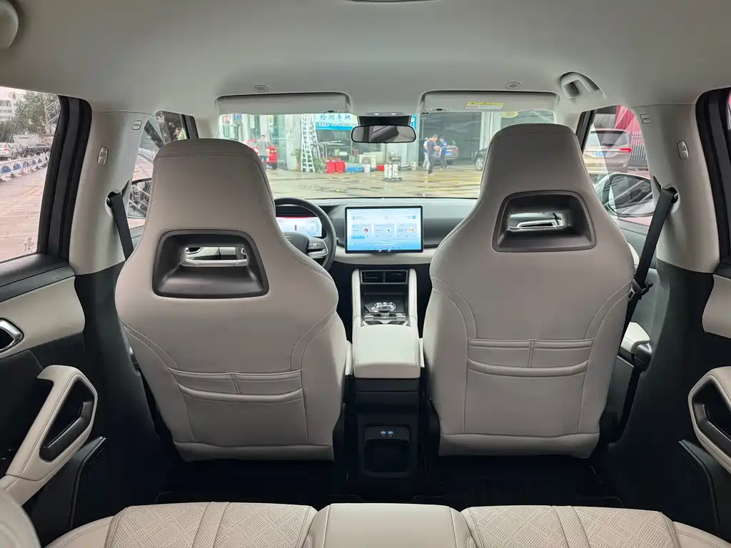 BYD Yuan UP — миниатюра 15