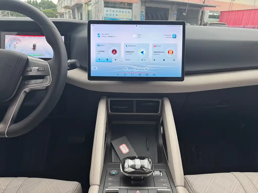 BYD Yuan UP — миниатюра 21
