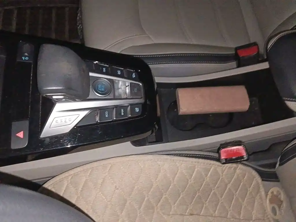 BYD Yuan Pro — миниатюра 15