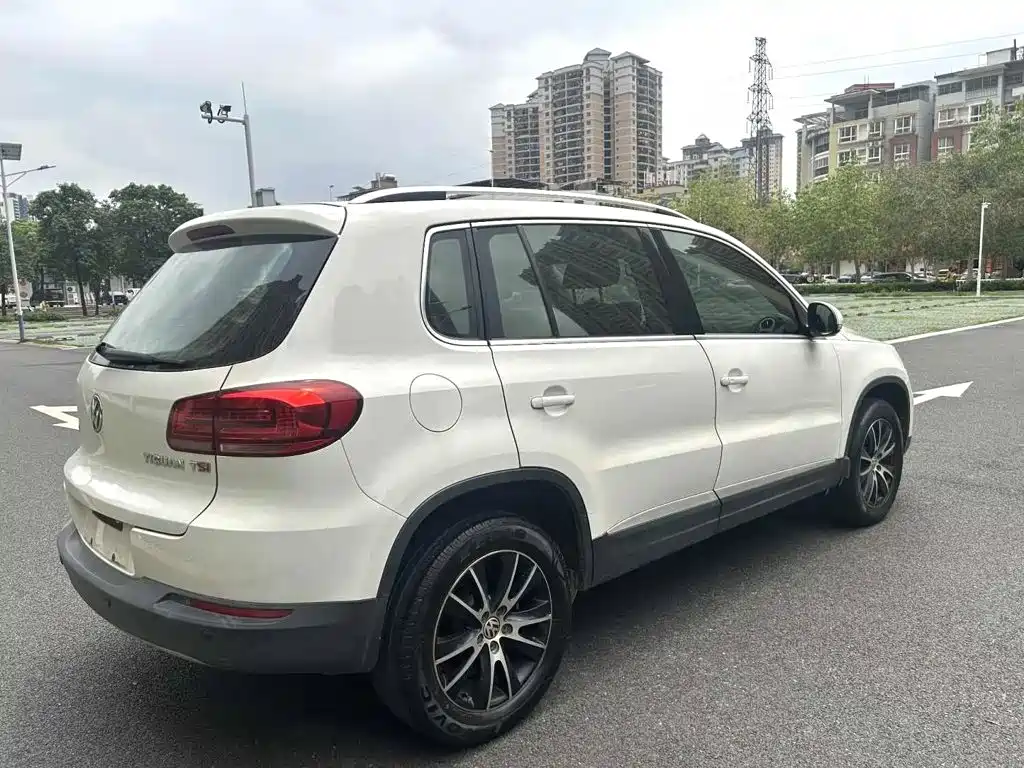 Volkswagen Tiguan — миниатюра 7