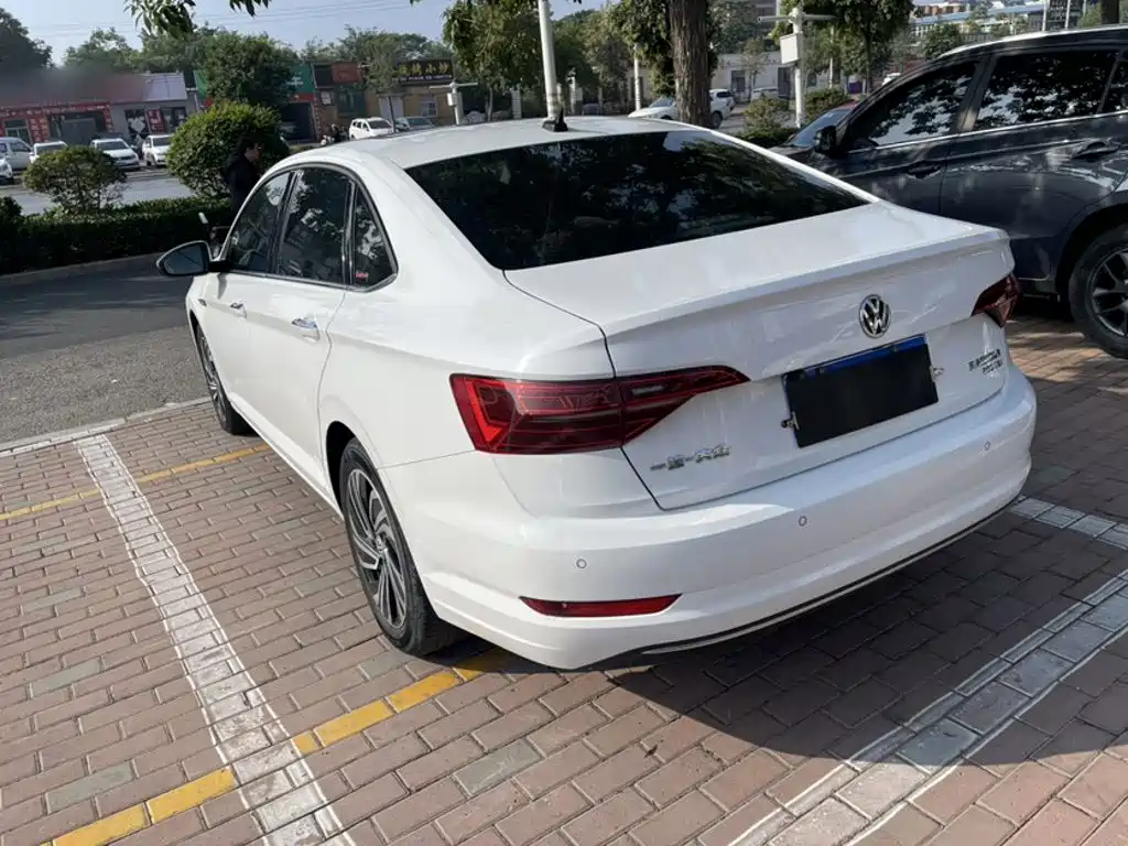Volkswagen Sagitar — миниатюра 10