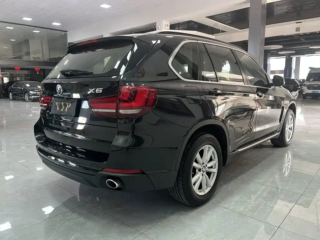 BMW X5 (Import) — миниатюра 7