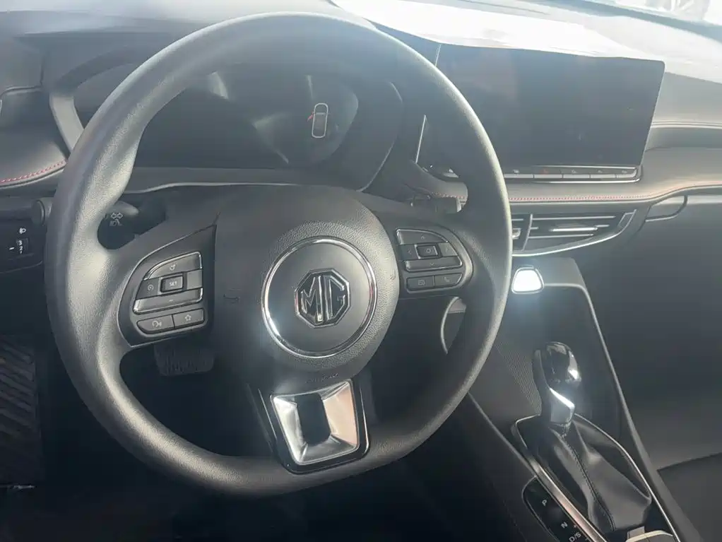 MG 5 2026 180DVVT Luxury