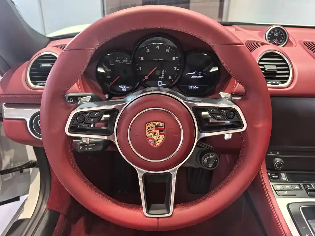 Porsche 718 2022 Boxster 2.0T