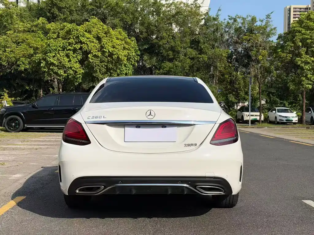 Mercedes-Benz C-Class — миниатюра 5