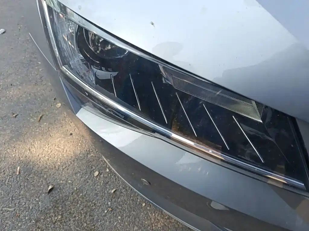 Skoda Superb — миниатюра 7