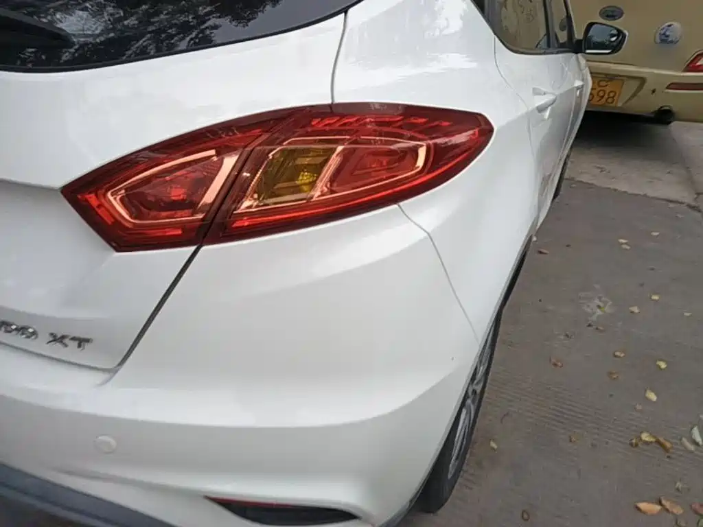 Changan Eado — миниатюра 8