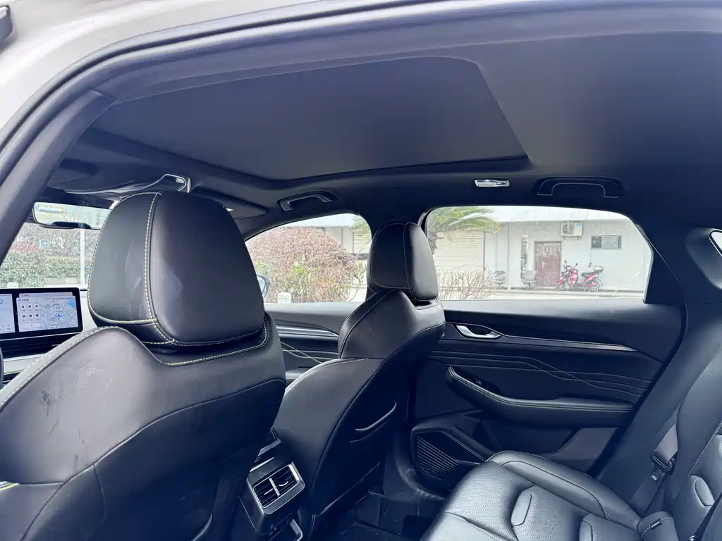 GEELY AUTOMOBILE XINGRUI