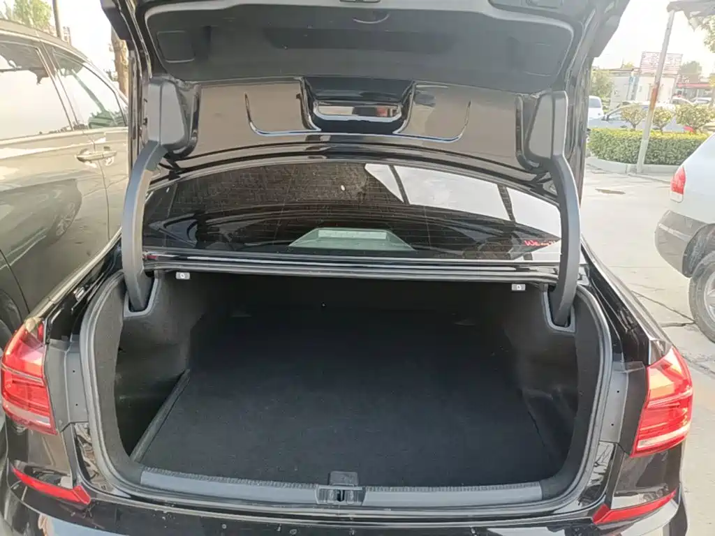 Volkswagen Passat — миниатюра 19