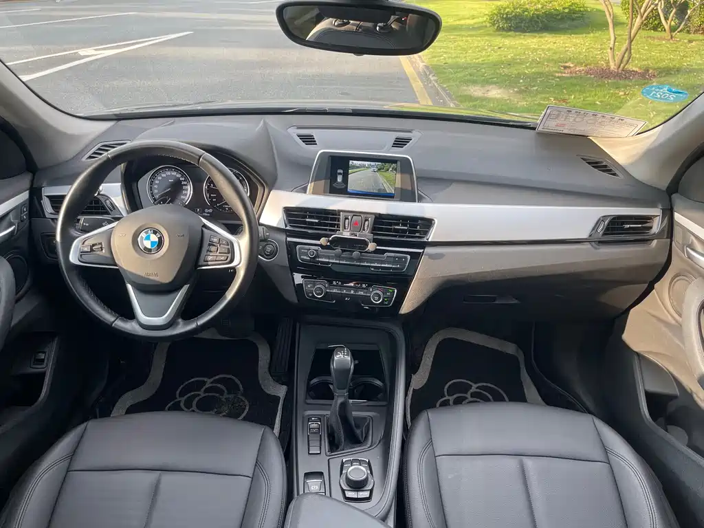 BMW X1 — миниатюра 7