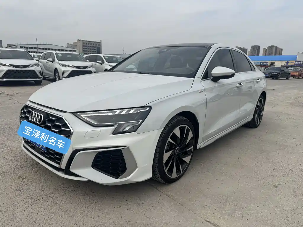 Купить Audi A3