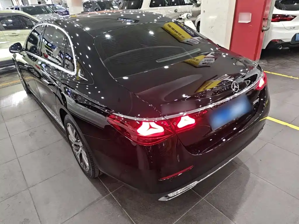 Mercedes-Benz E-Class E 2025 E 300 L Fashion