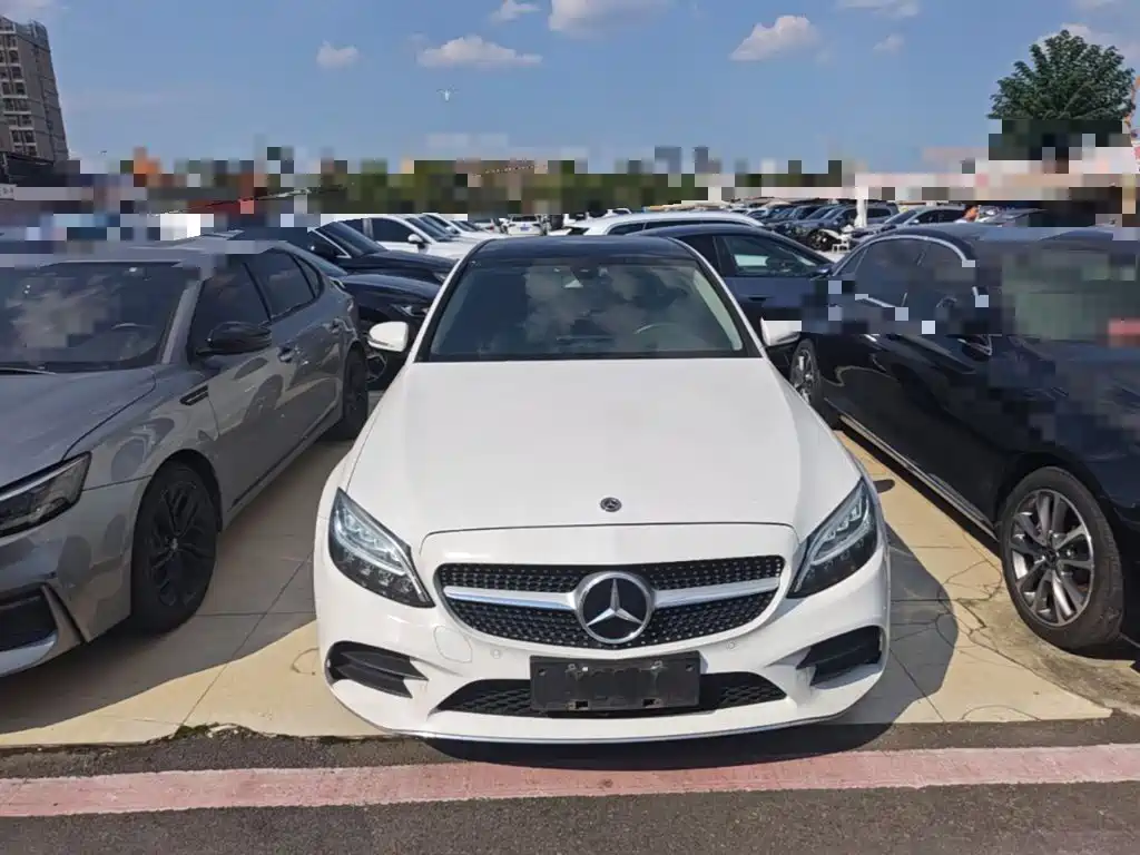 Mercedes-Benz C-Class — миниатюра 3