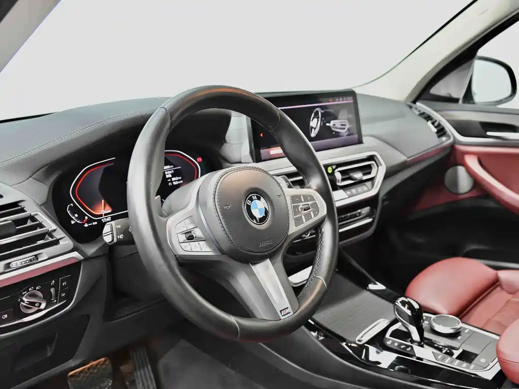 BMW X3 — миниатюра 7