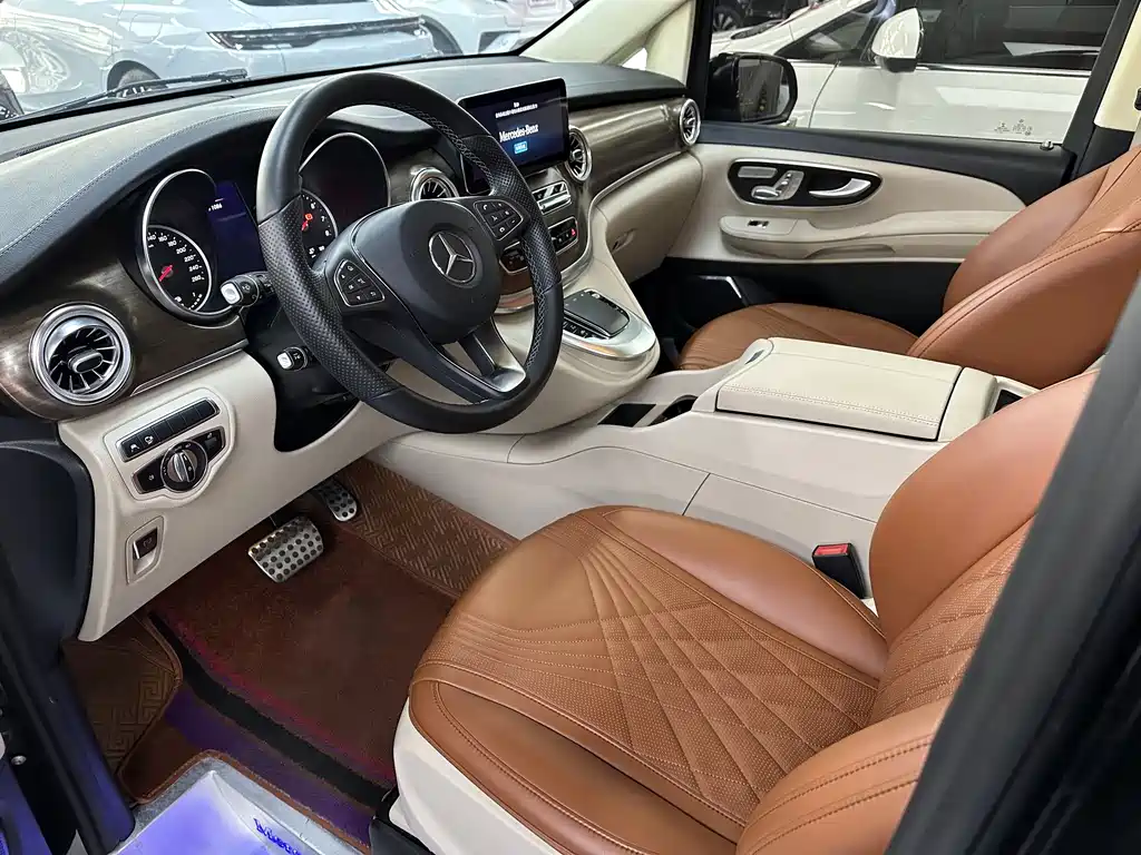 Mercedes-Benz V-Class V 2021 V 260 L Luxury