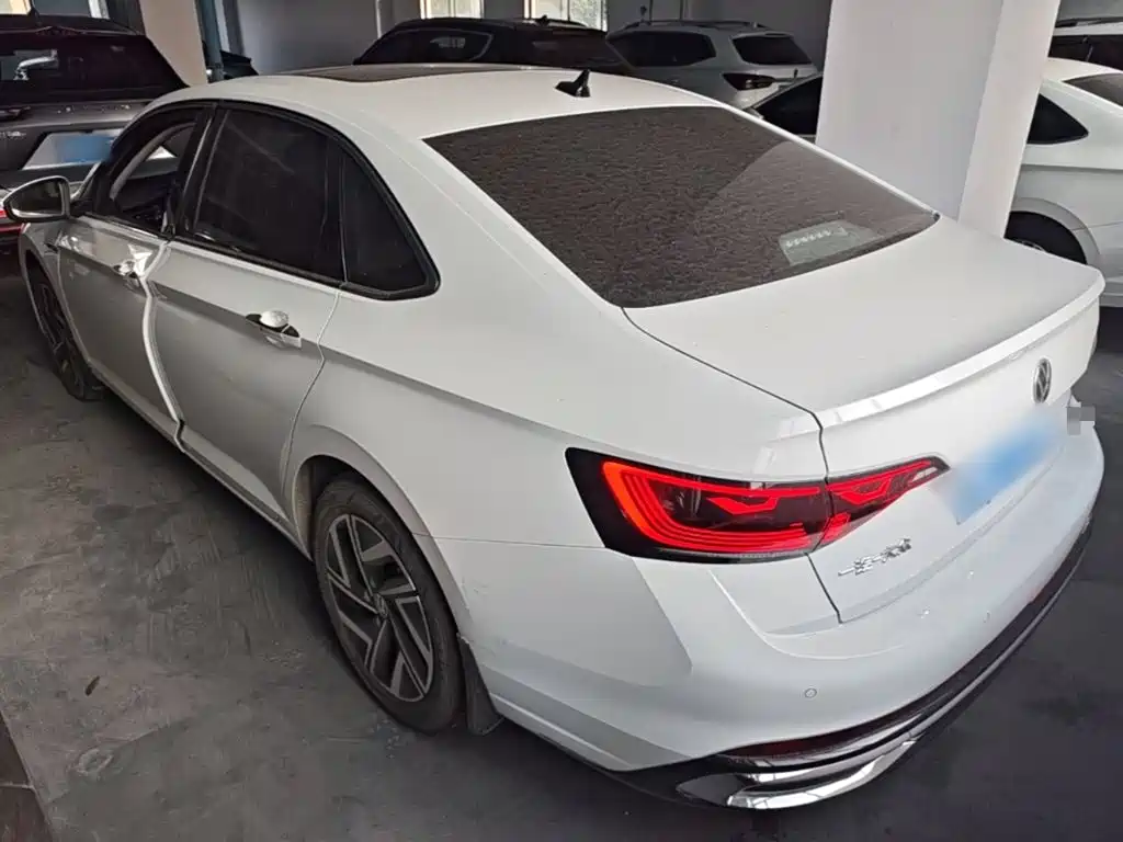 Volkswagen Sagitar — миниатюра 5