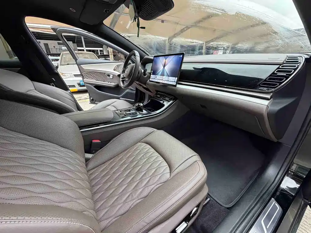BYD Han — миниатюра 6
