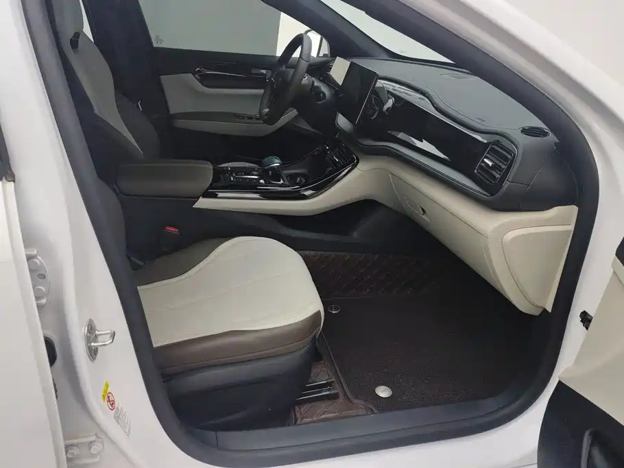 BYD Qin PLUS — миниатюра 8