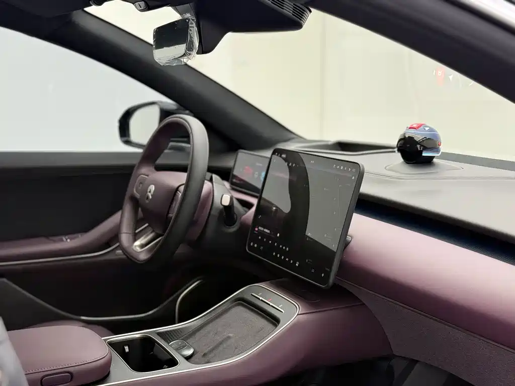 NIO ET5T — миниатюра 17