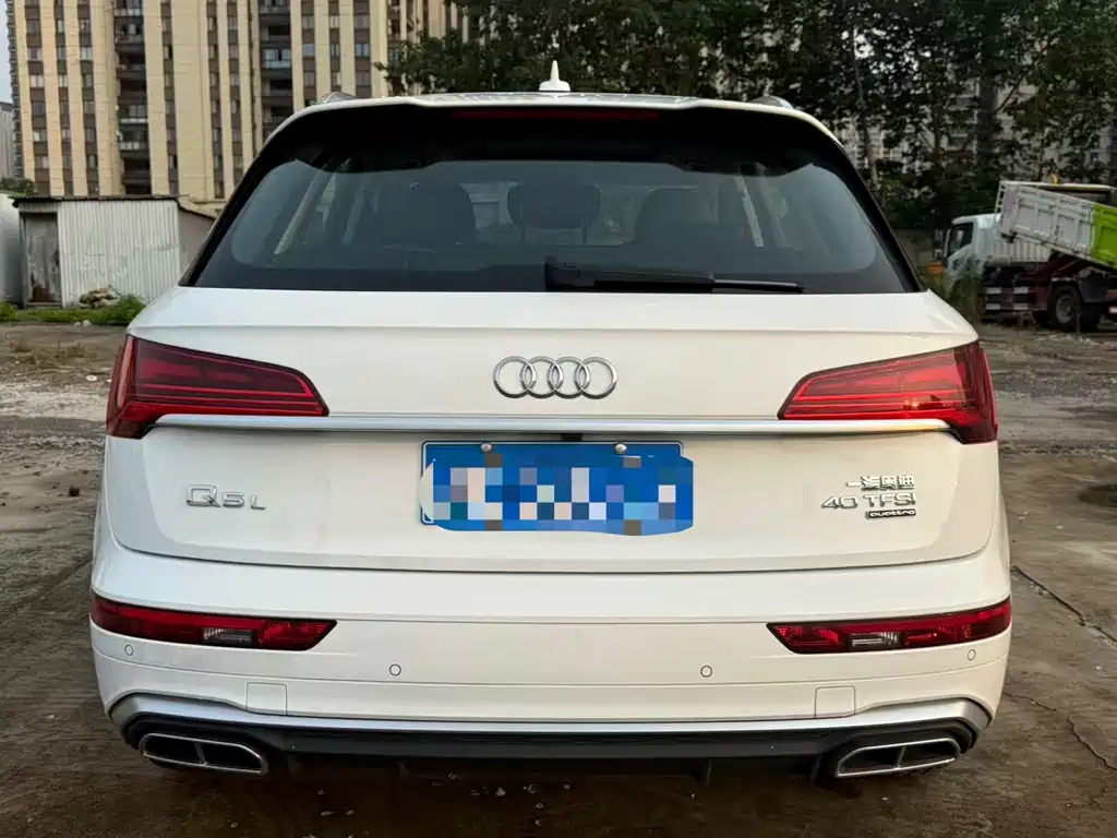 Audi Q5L — миниатюра 11