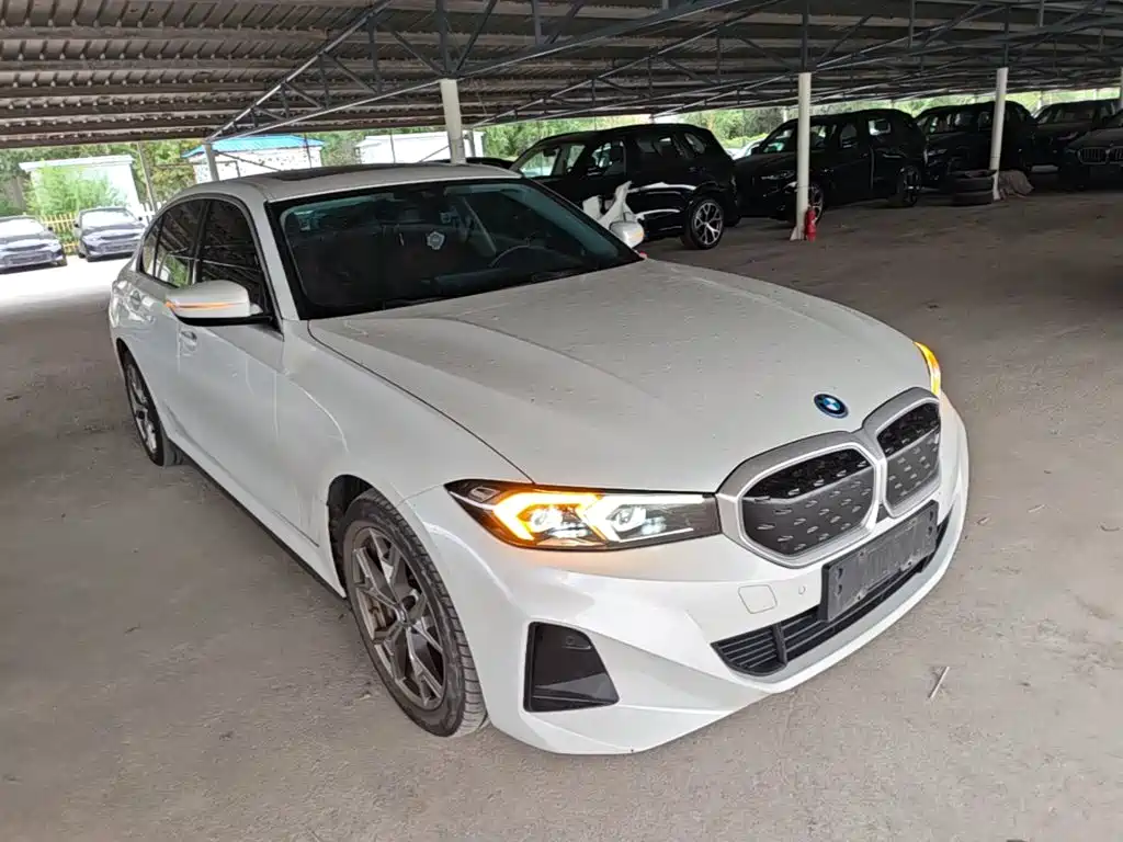 BMW i3 — миниатюра 4