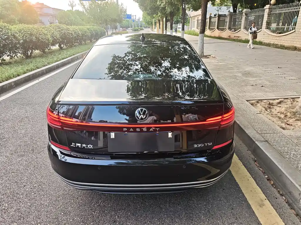 Volkswagen Passat — миниатюра 7