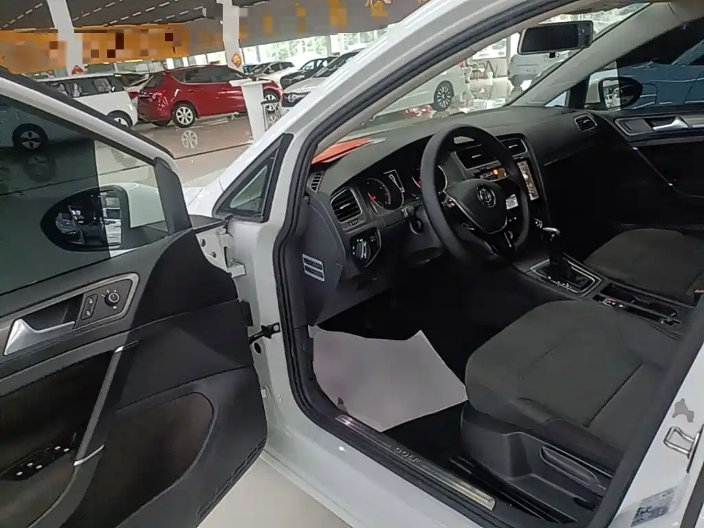 Volkswagen Golf — миниатюра 16