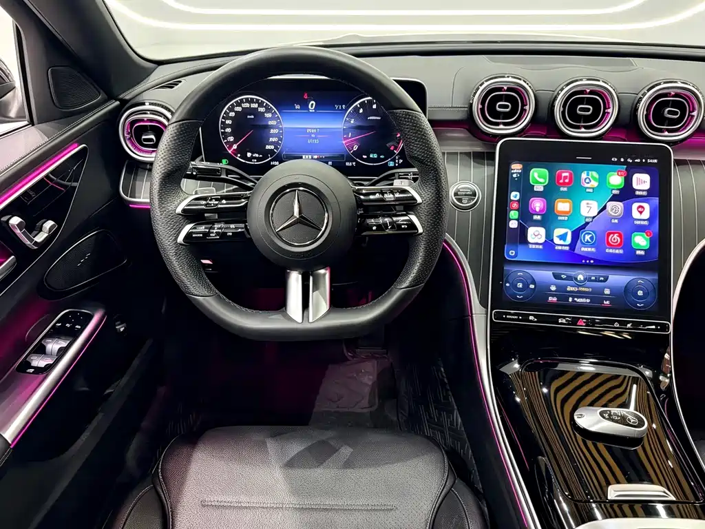 Mercedes-Benz C-Class — миниатюра 7