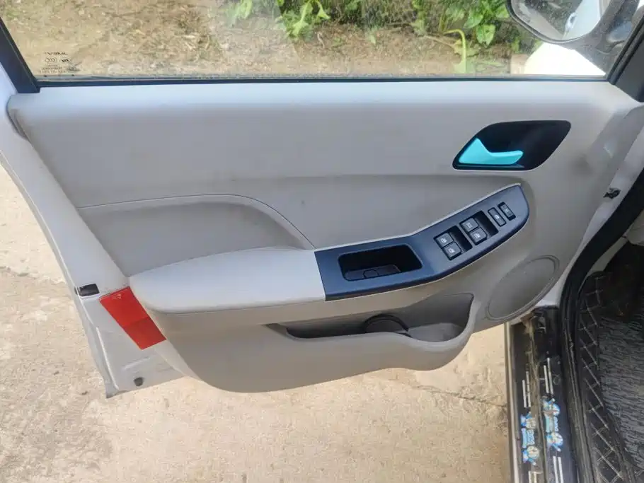 JMEV EV2 — миниатюра 7