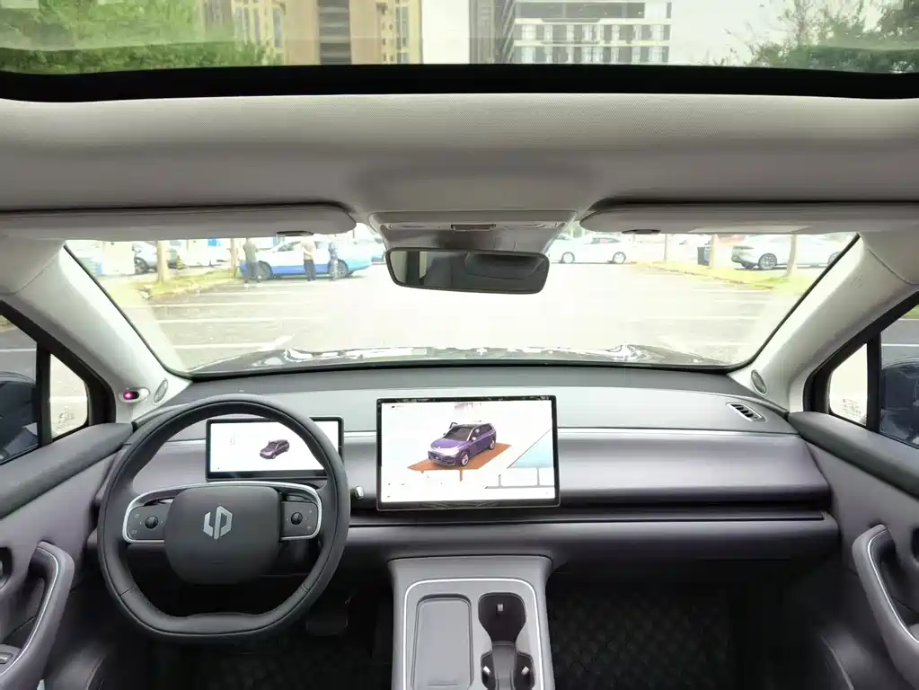 Leapmotor Leapmotor C10 — миниатюра 10