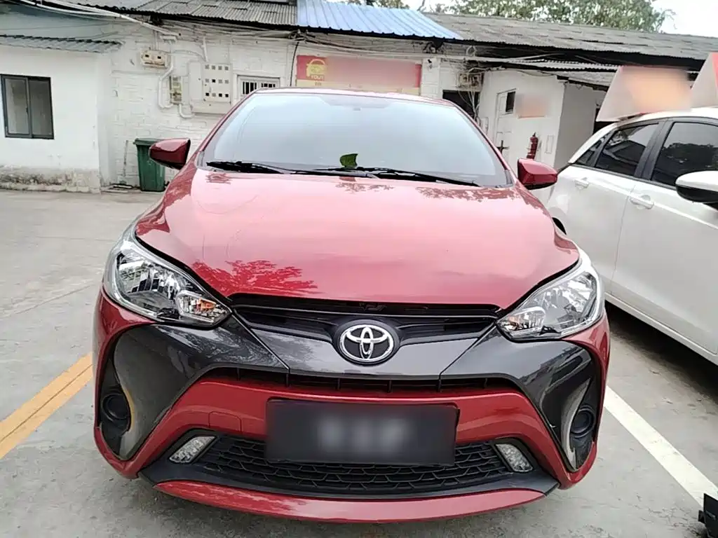 Toyota Yaris L — миниатюра 3
