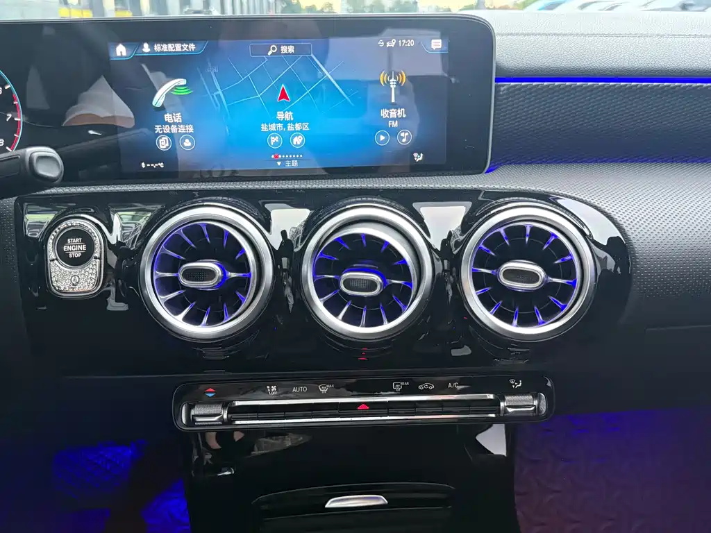 Mercedes-Benz A-Class — миниатюра 14