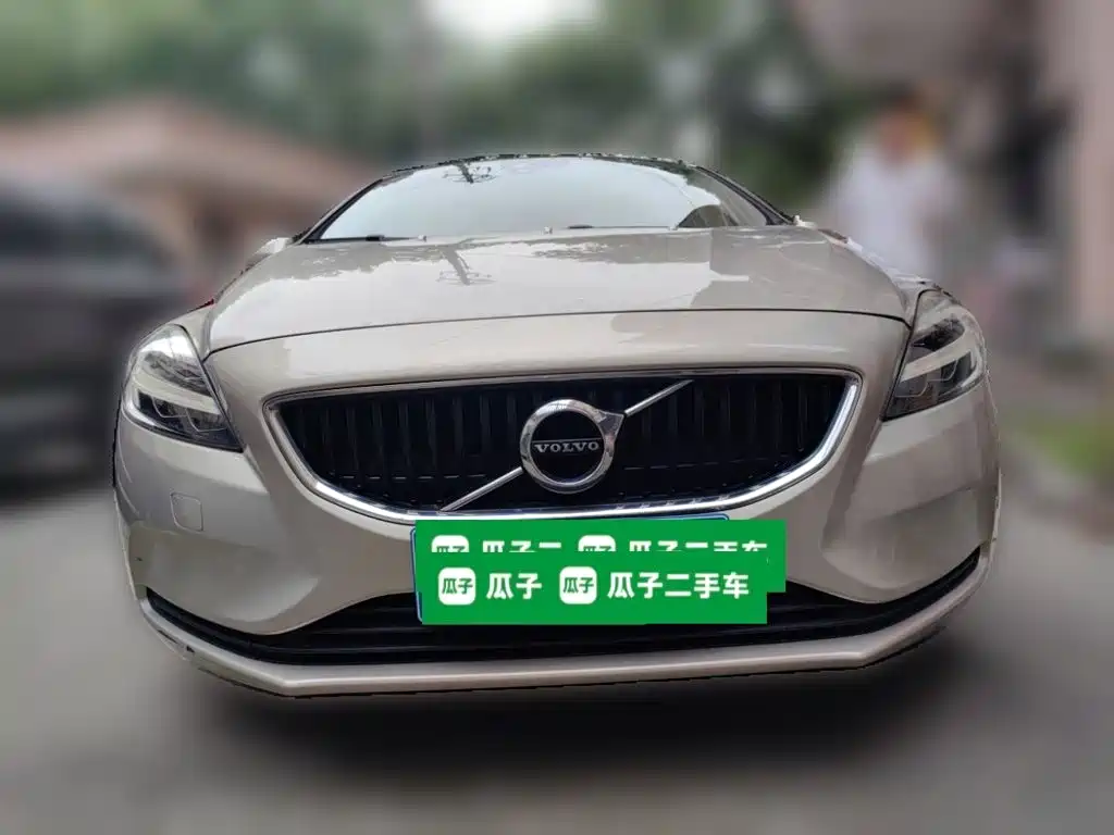 Volvo V40 — миниатюра 23