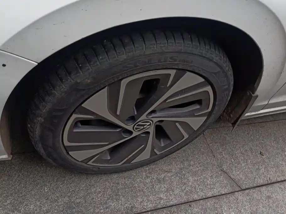 Volkswagen Bora — миниатюра 6