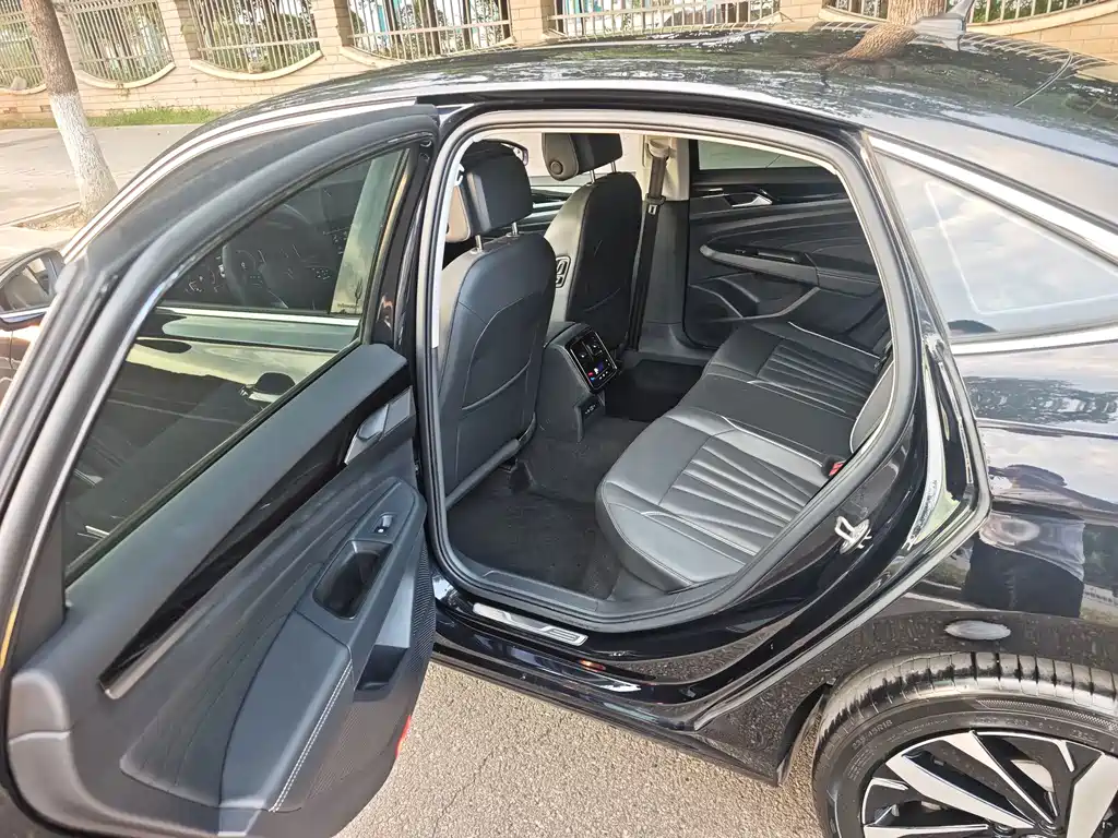 Volkswagen Passat — миниатюра 9