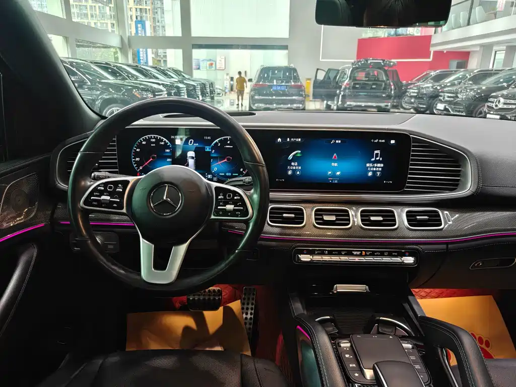 Mercedes-Benz GLS — миниатюра 17