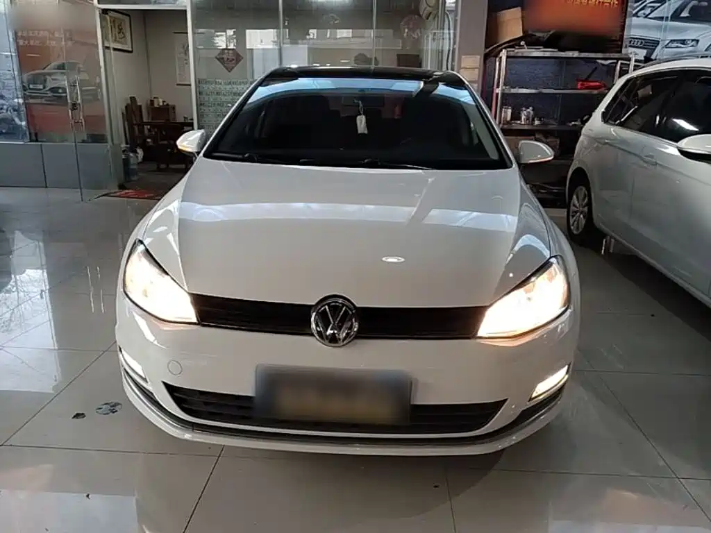 Volkswagen Golf — миниатюра 3
