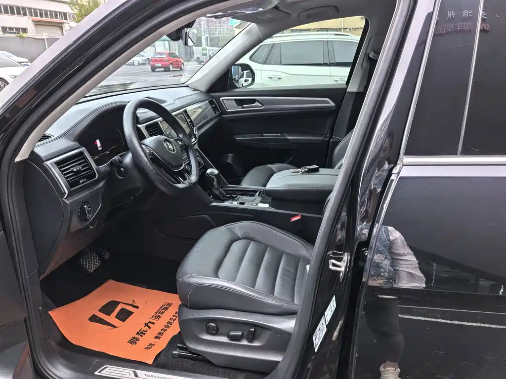 Volkswagen Teramont — миниатюра 7