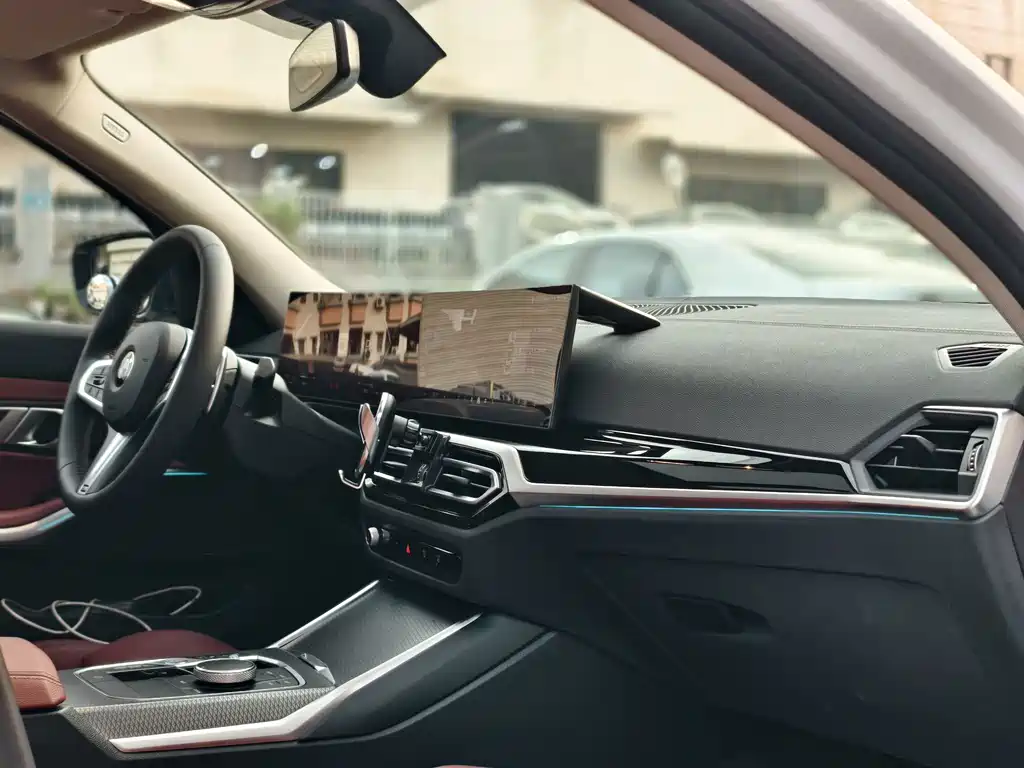 BMW 3 Series — миниатюра 18