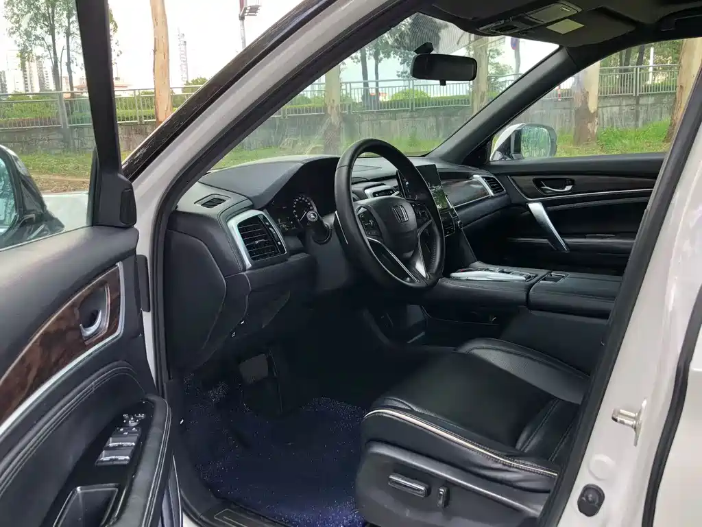 Honda UR-V — миниатюра 7