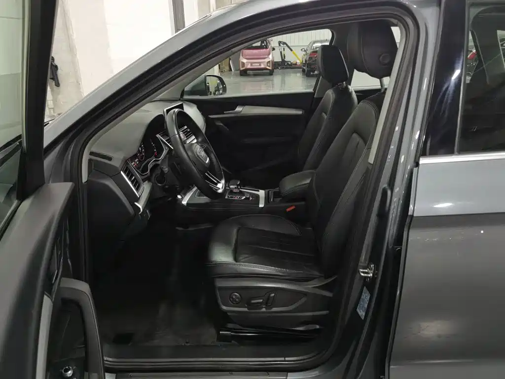 Audi Q5L — миниатюра 10