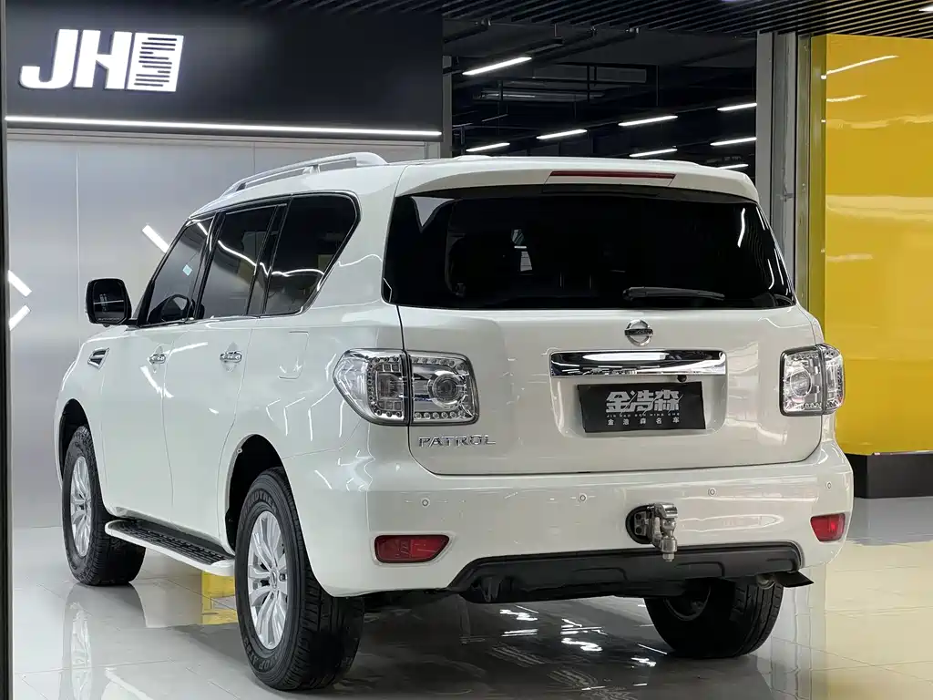 Nissan Patrol 2018 4.0L