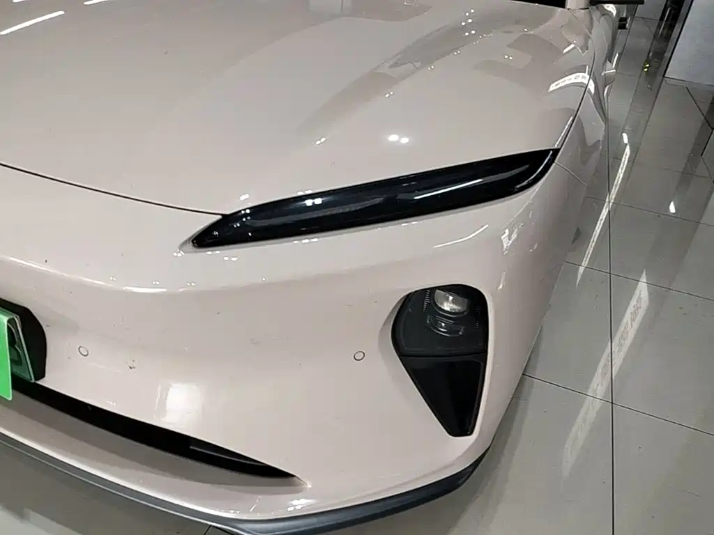 NIO ET5 — миниатюра 24