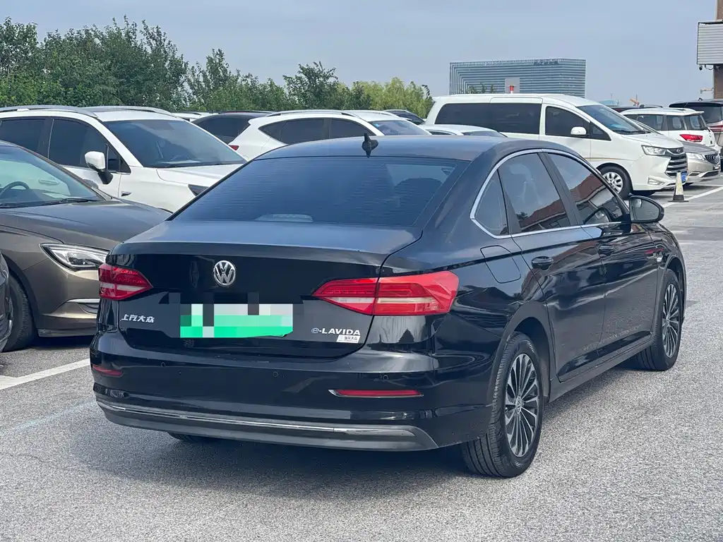 Volkswagen Lavida Pure Electric — миниатюра 4