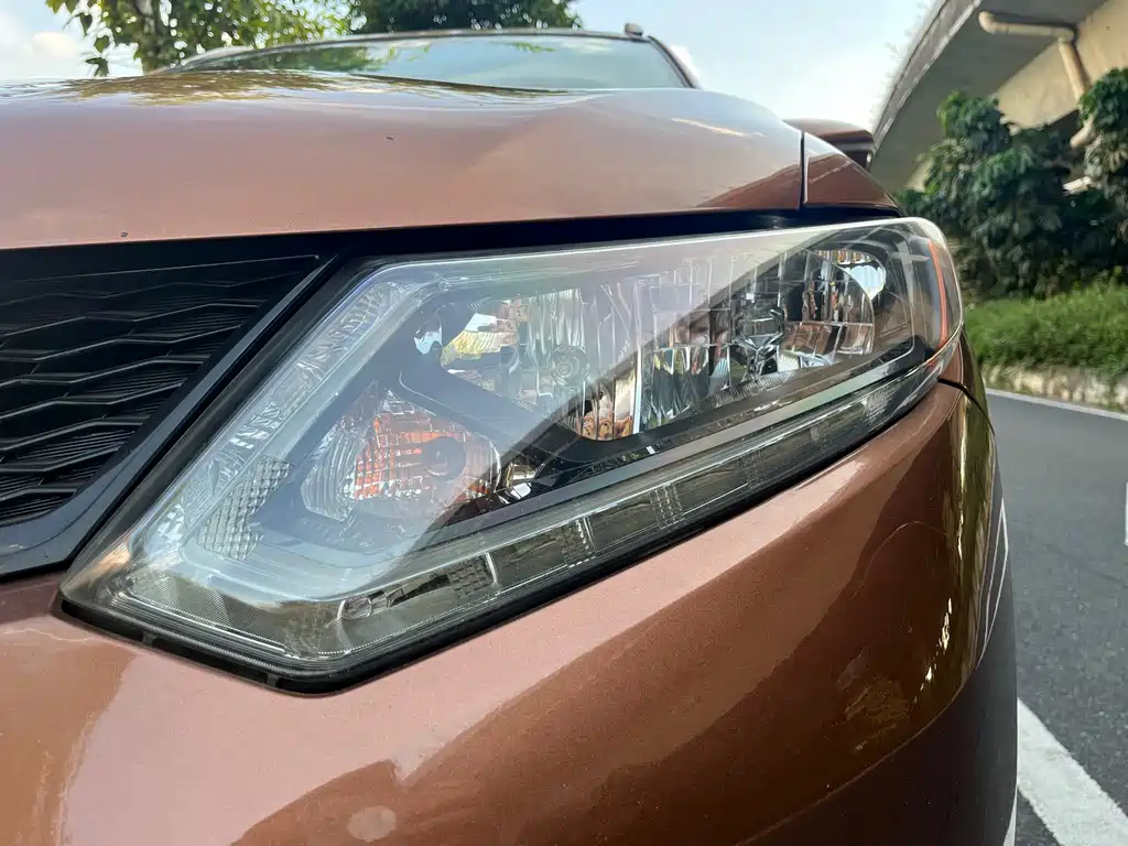 Nissan X-Trail — миниатюра 7