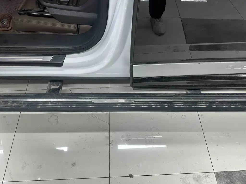 Audi Q7 — миниатюра 7