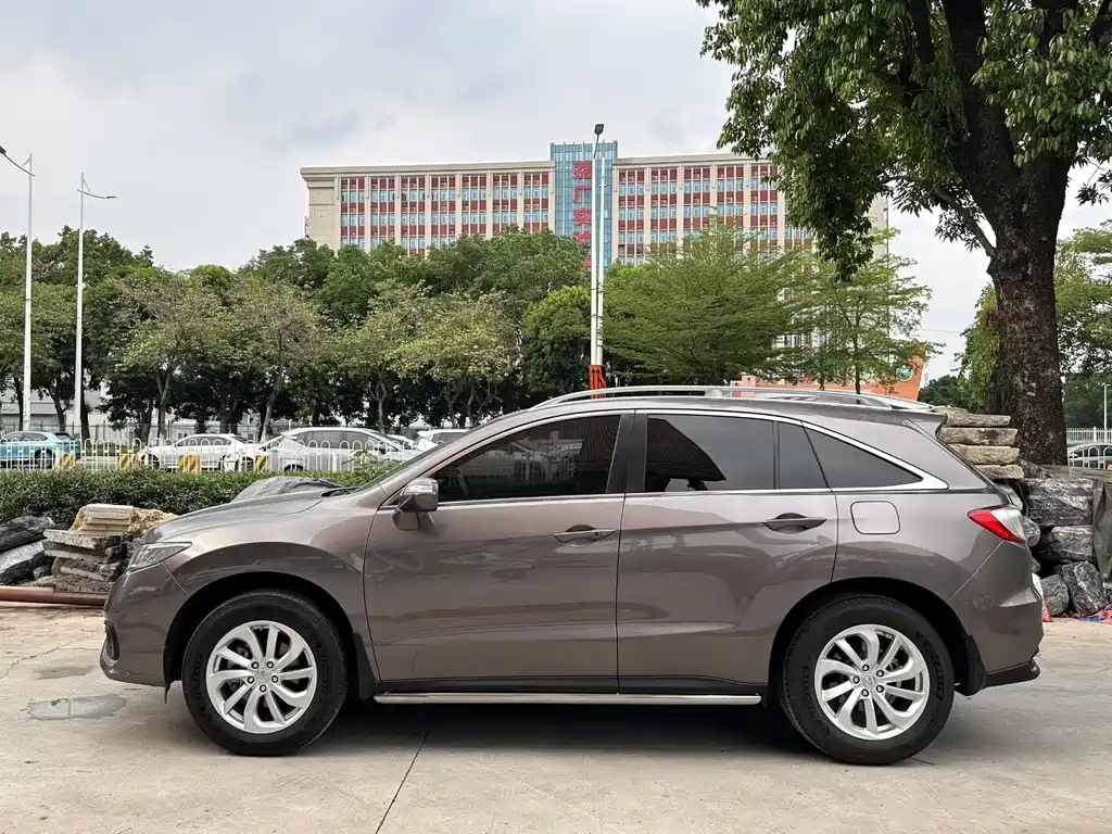 Acura RDX (Import) — миниатюра 6
